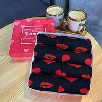 Що подарувати хлопцю на річницю стосунків?